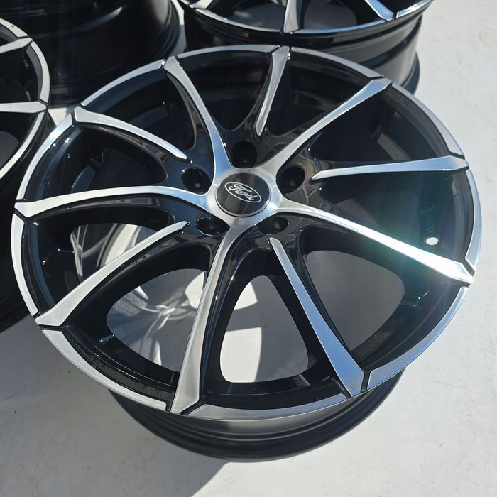 Ford Mondeo s-max c-max Kuga Focus 5X108 17'' ET45 7.5 4X