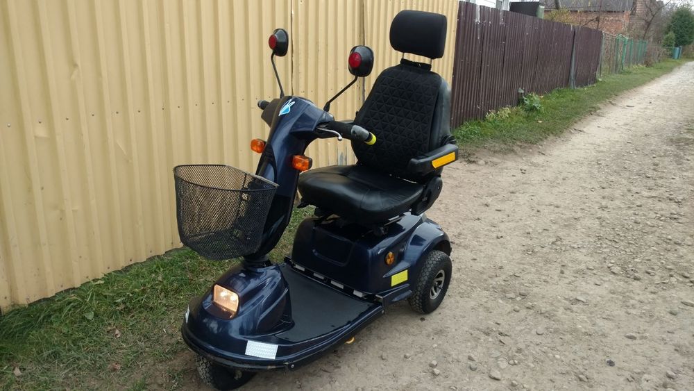 Продаю електроскутер для старших людей і інвалідів