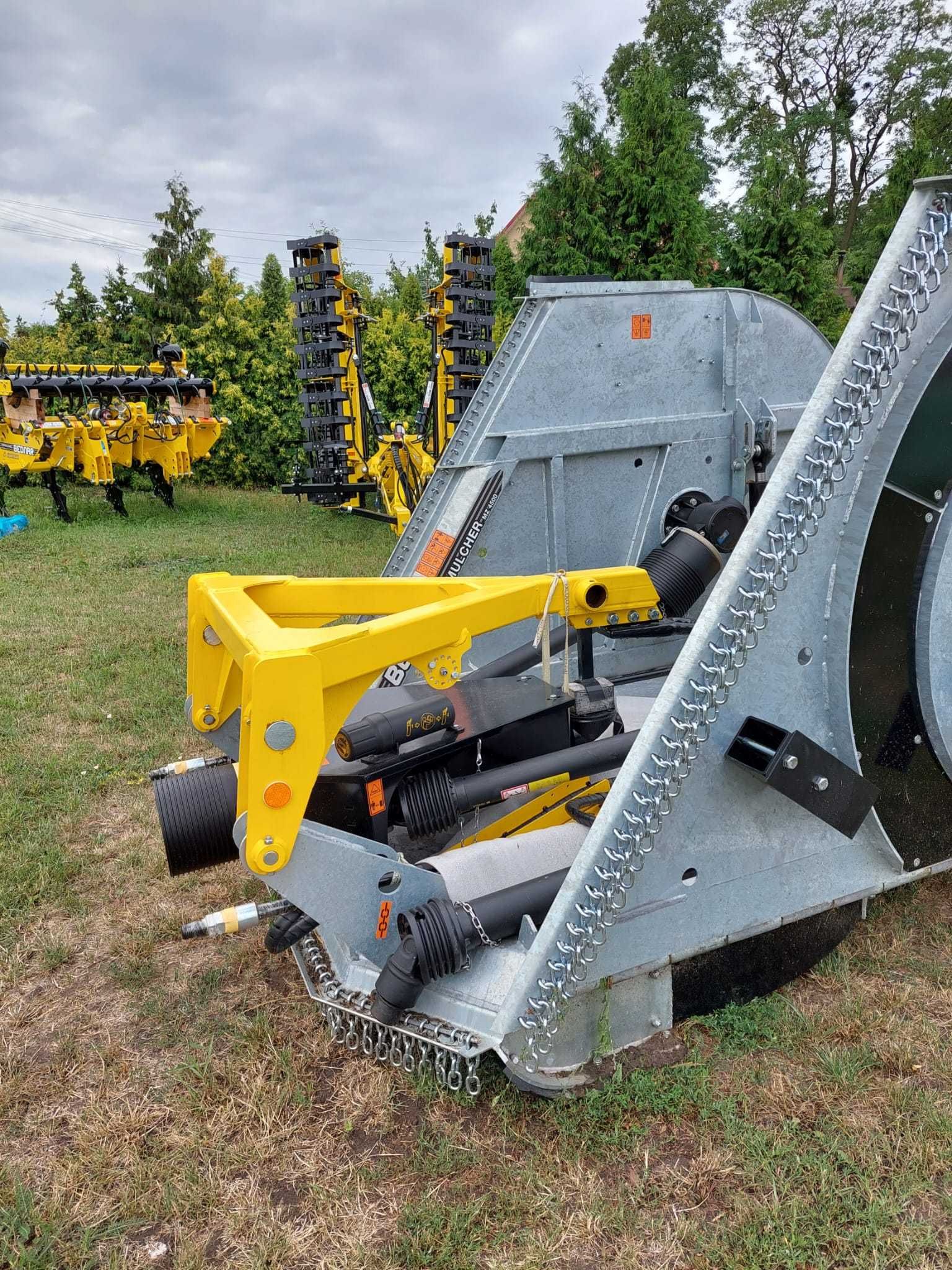 Mulczer MZ4500 Mulcher Bednar rozdrabniacz resztek po żniwnych