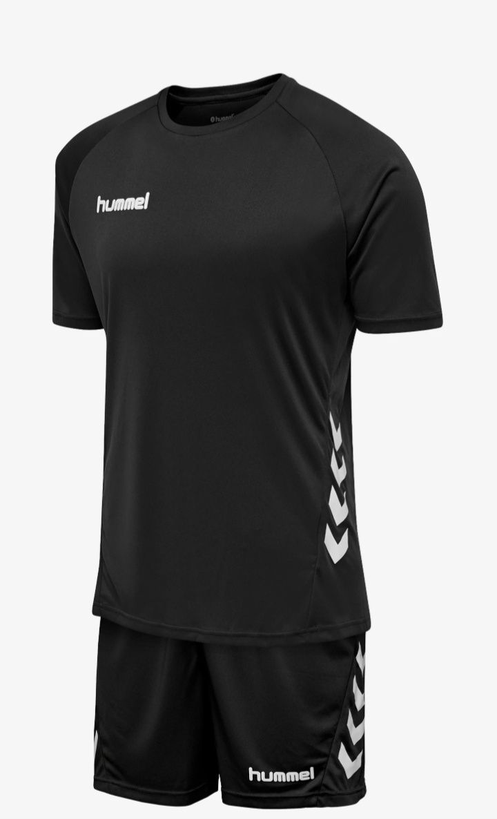 Нові речі від Hummel ( кофти, костюми , футболки, шорти )