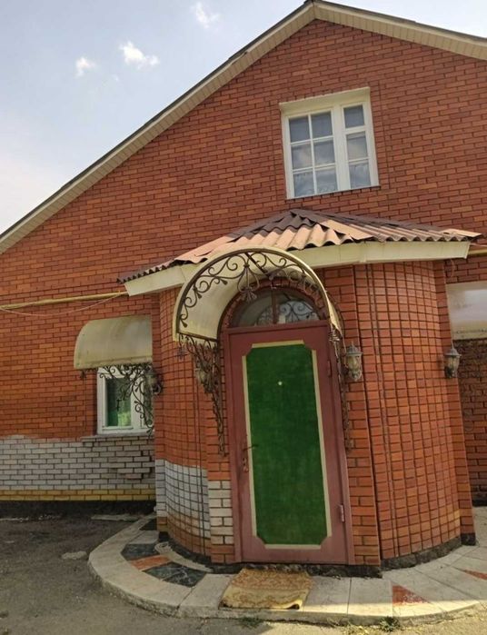 Продам 2х эт Дом ,Павленки, ул. Таранушенка,22 больница(код 5272)