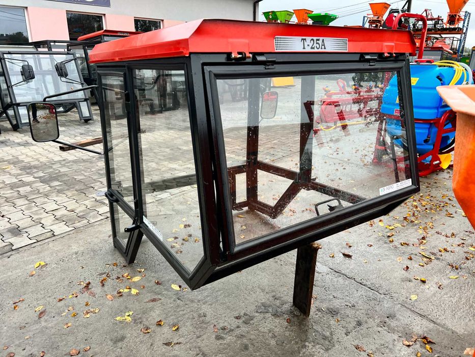 Kabina ciągnikowa Ursus C330 C360 MF235 MF255 T25 + gadżety --RATY-