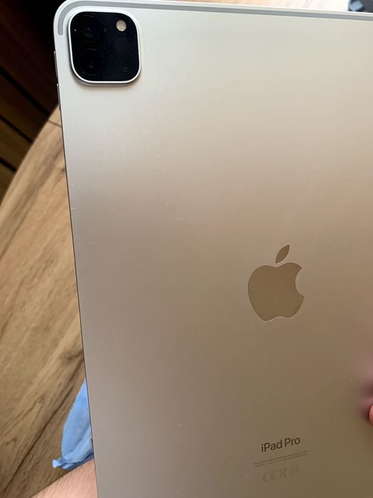 iPad Pro (11-inch) (4th generation) +Apple pencil
