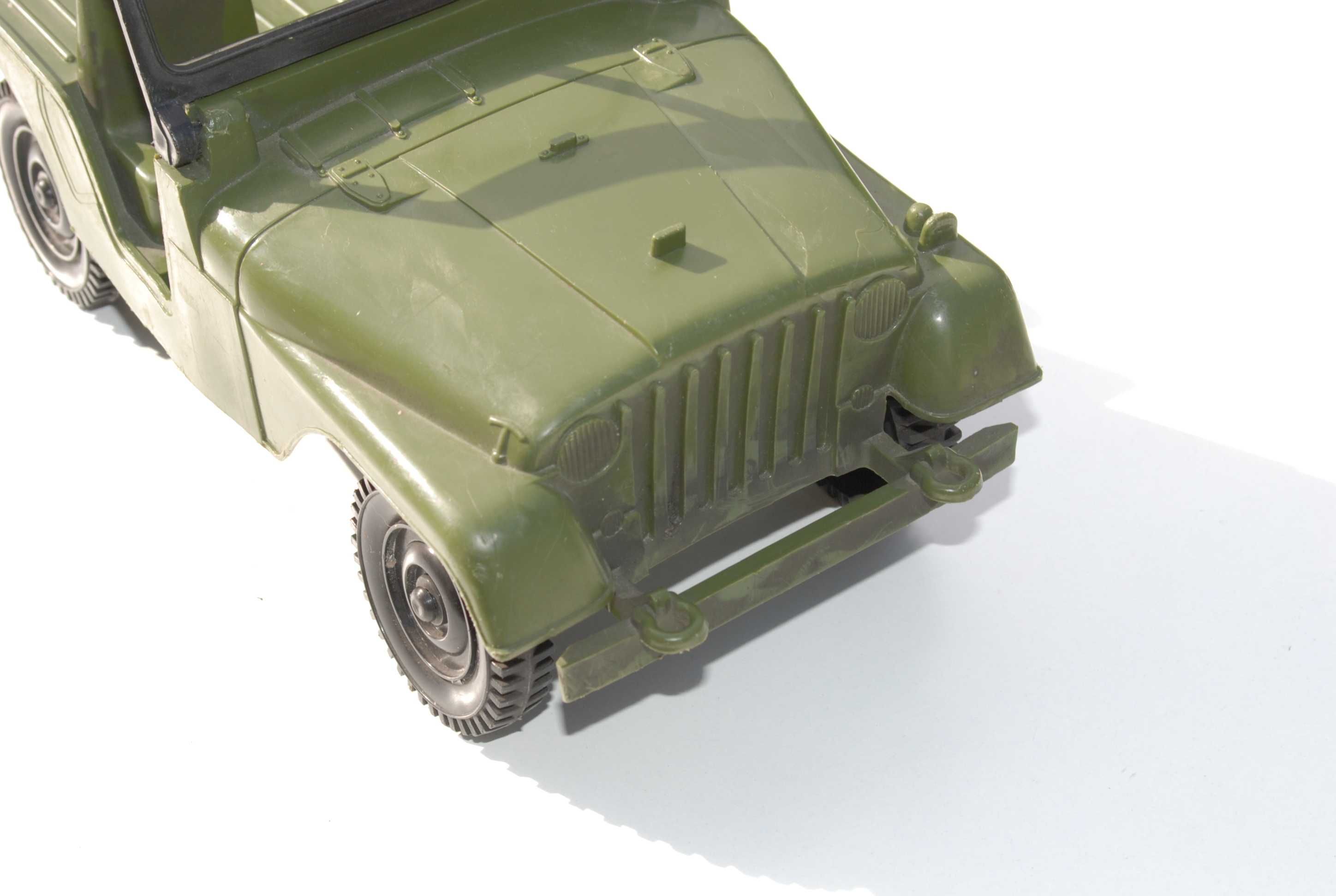 Stara zabawka samochód plastikowy duży Jeep Uaz Gaz antyk unikat