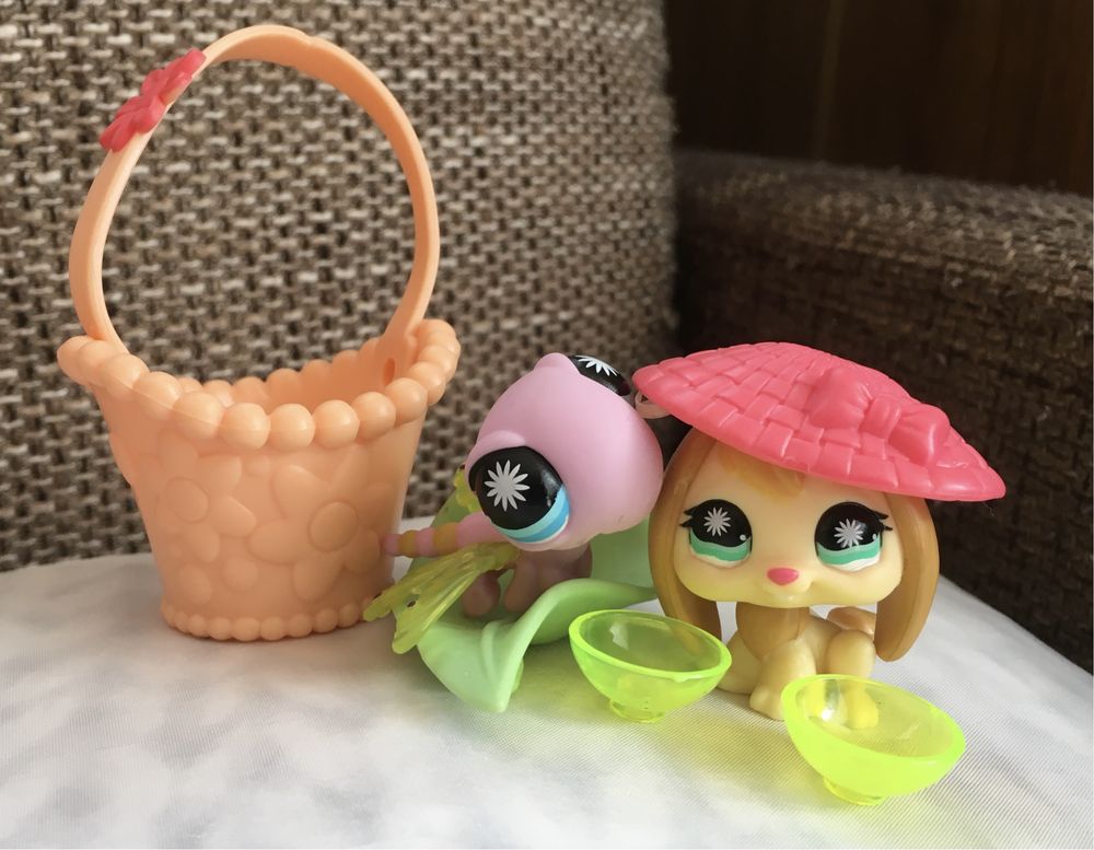 2 figurki Littlest Pet Shop LPS królik #864, ważka #865 + dodatki