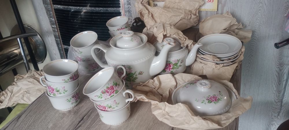 Чайний сервіз на 12 персон