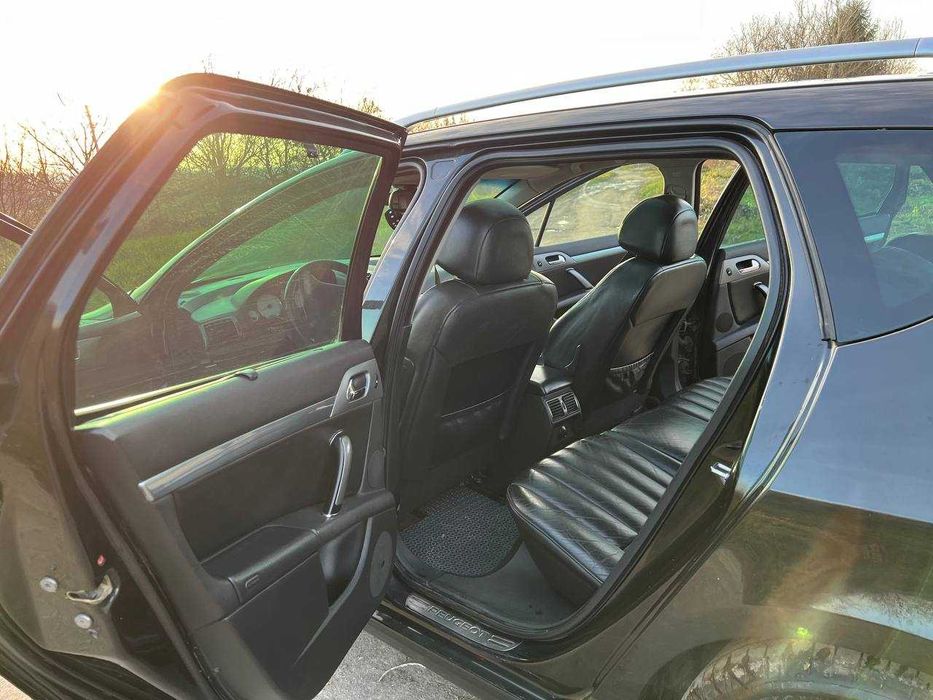 Peugeot 407 sw.               .