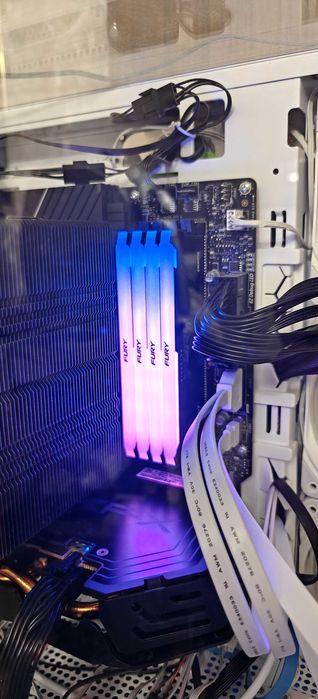 Пам'ять Kingston DDR4 32GB 3600 FURY Beast RGB (KF436C18BB2A/32)