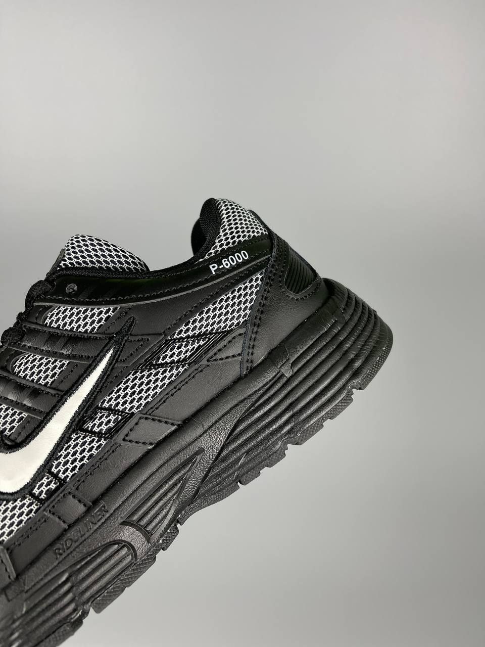 Кросівки чоловічі nike p-6000 Black&Grey  розмір 42