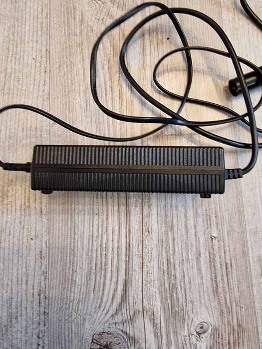 Ładowarka do roweru elektrycznego 24V Li-ion