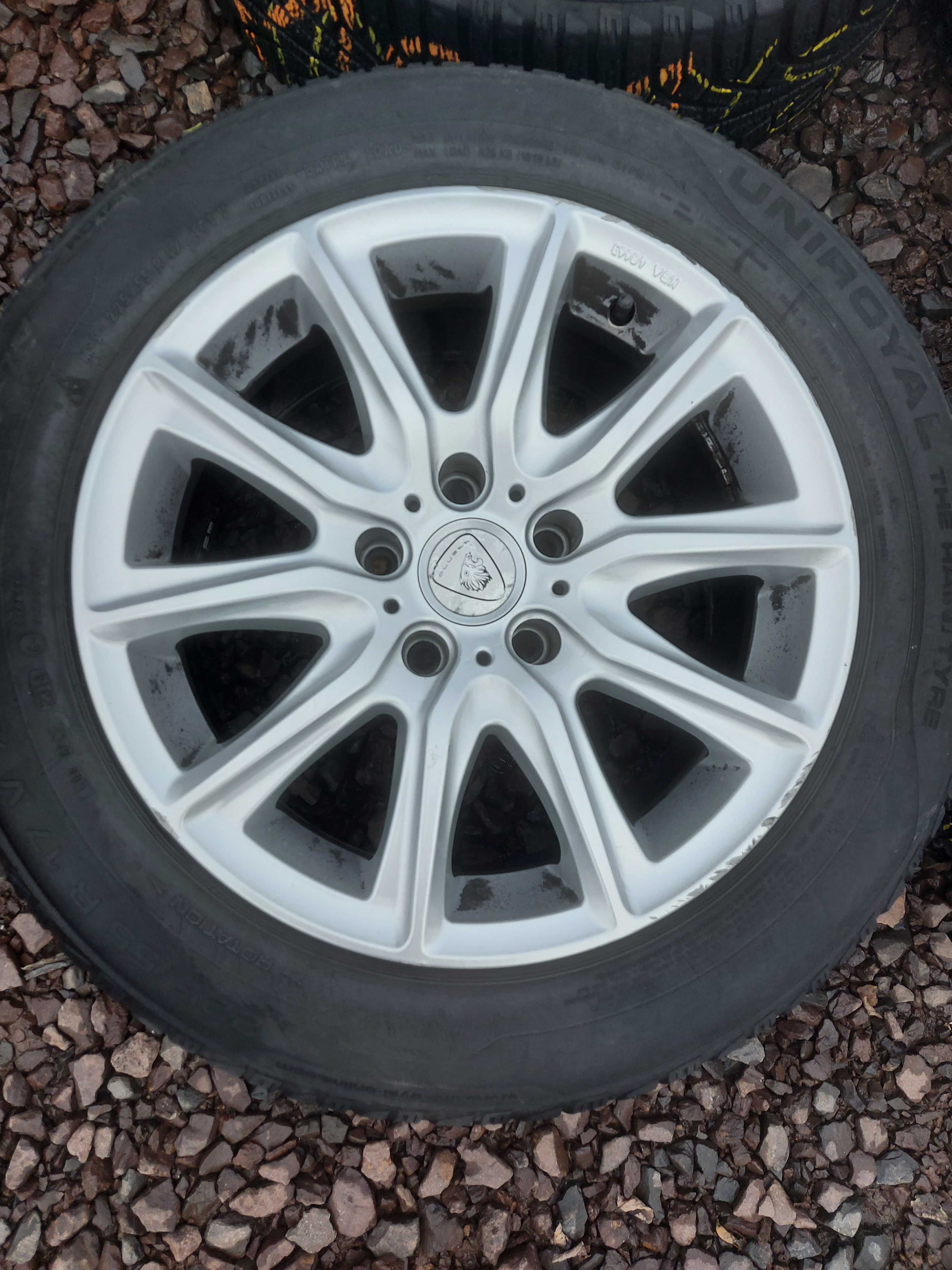 Felgi aluminiowe BMW X1 3 5x120 8Jx17 ET30 Kpl.