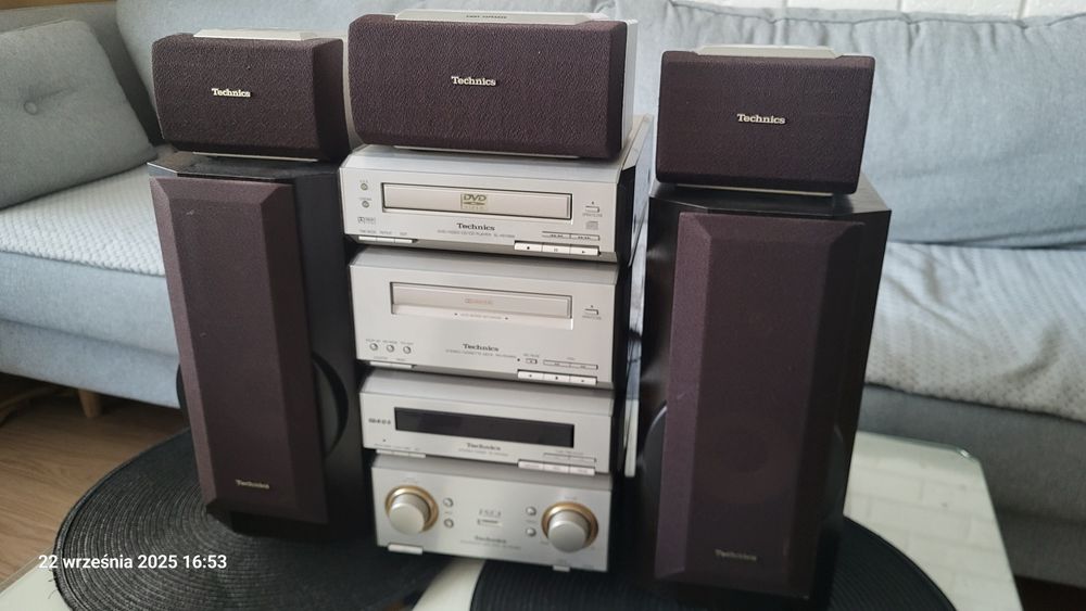 Wieża Technics SE-HDV600