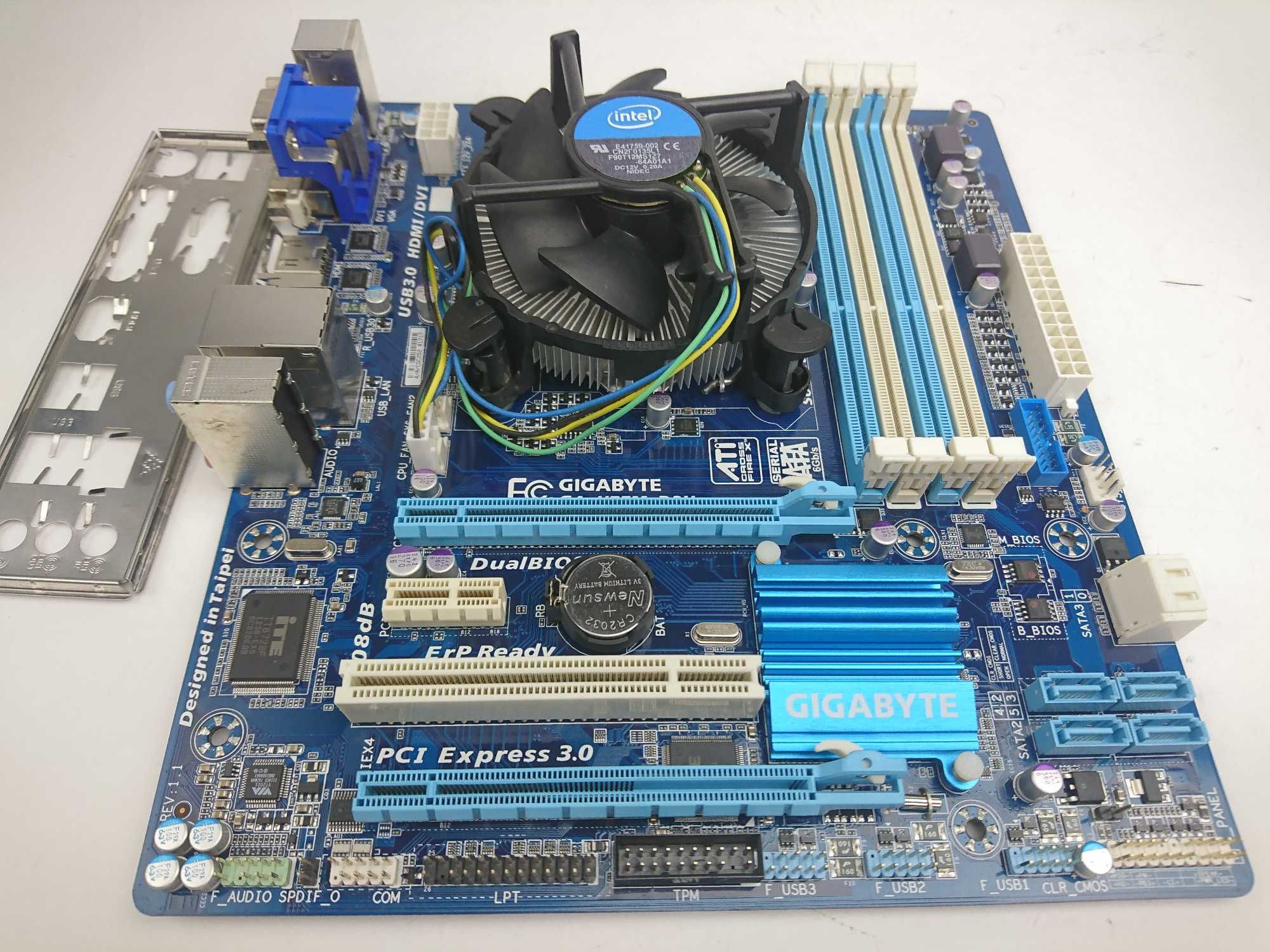 Комплект Gigabyte GA-H77M-D3H (HDMI,PCI-E 3)+i5-3450(4ядра)+кулер,1155