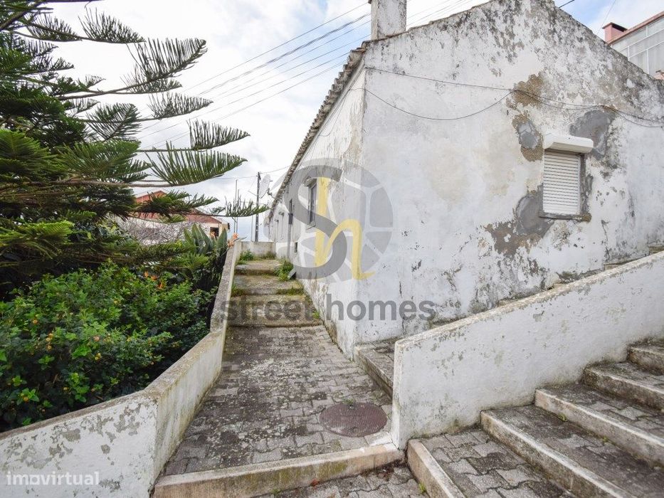 Moradia Bi-Familiar no Zambujal