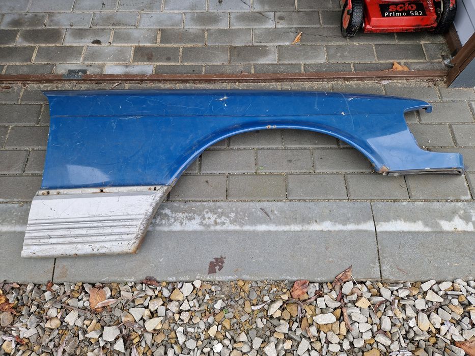 Błotnik prawy przód mercedes w126 SEC coupe