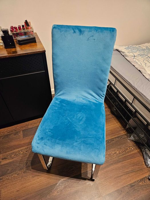 Pokrowce na krzesła miękkie welurowe turkusowe 4 sztuki komplet