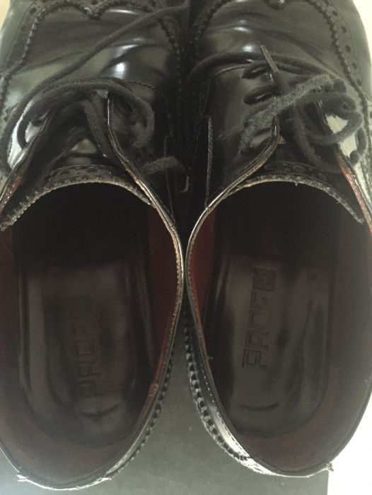 Sapatos pretos clássicos marca PROF