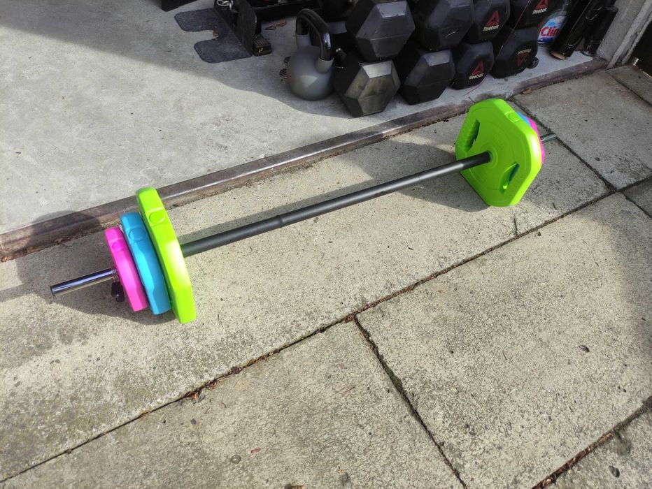 SZTANGA Z OBCIĄŻENIEM Bitumicznym GRYF składana Body Pump 2,5-24 kg