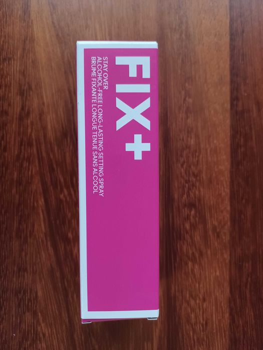 MAC Cosmetics Fix+ Stay Over spray utrwalający makijaż