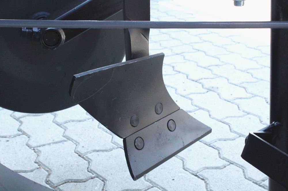 ПОСИЛЕНИЙ та ПОТУЖНИЙ Плуг навісний VINMET 2х20 вінмет ВЕЛИКЕ Колесо