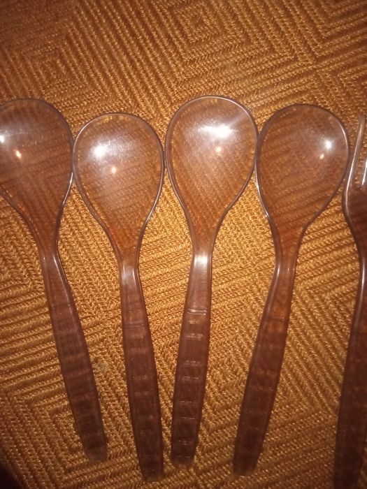 Piquenique conjunto com 30 peças  vintage. Ler descrição