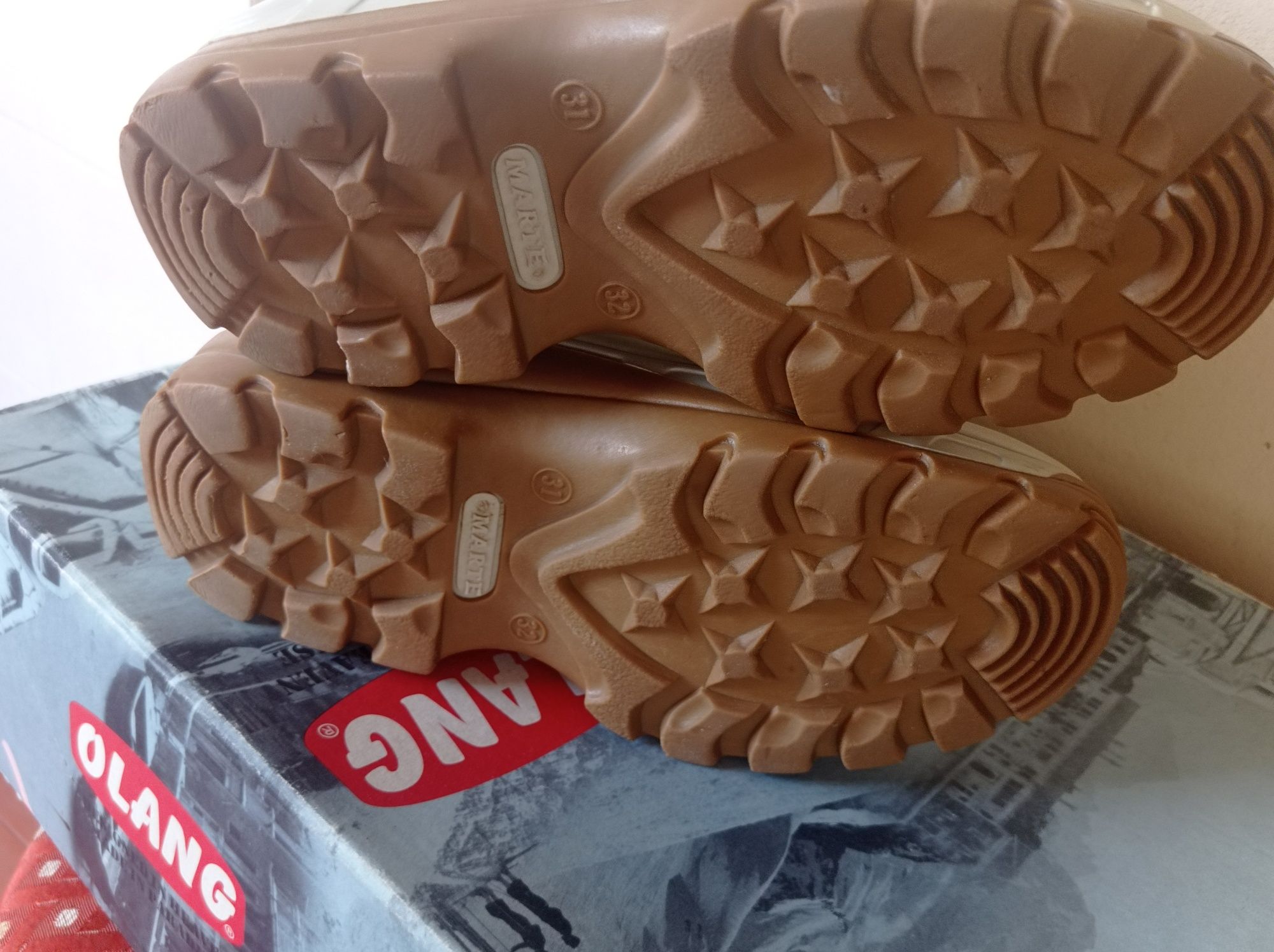 Moon- Boot Olang rozm 30-31 cena 100zl.