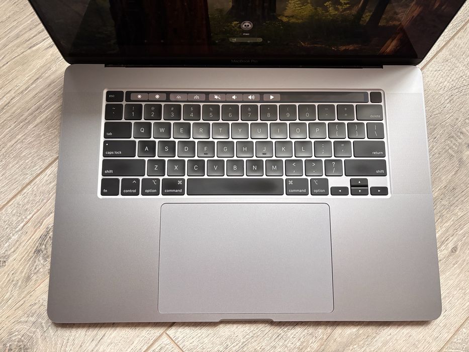 MacBook Pro 16'' 2019 A2141 (i7/32/512)