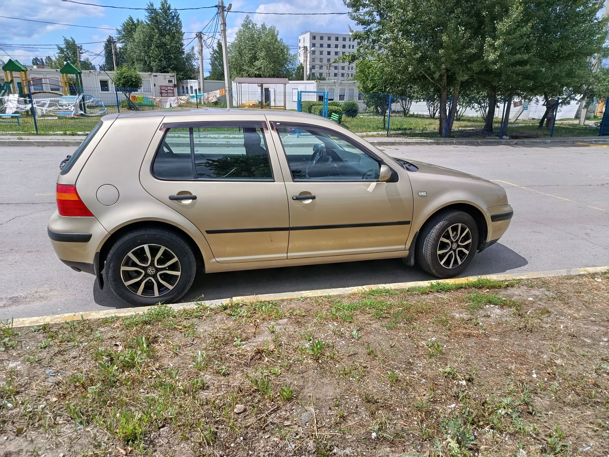 Volkswagen golf 4