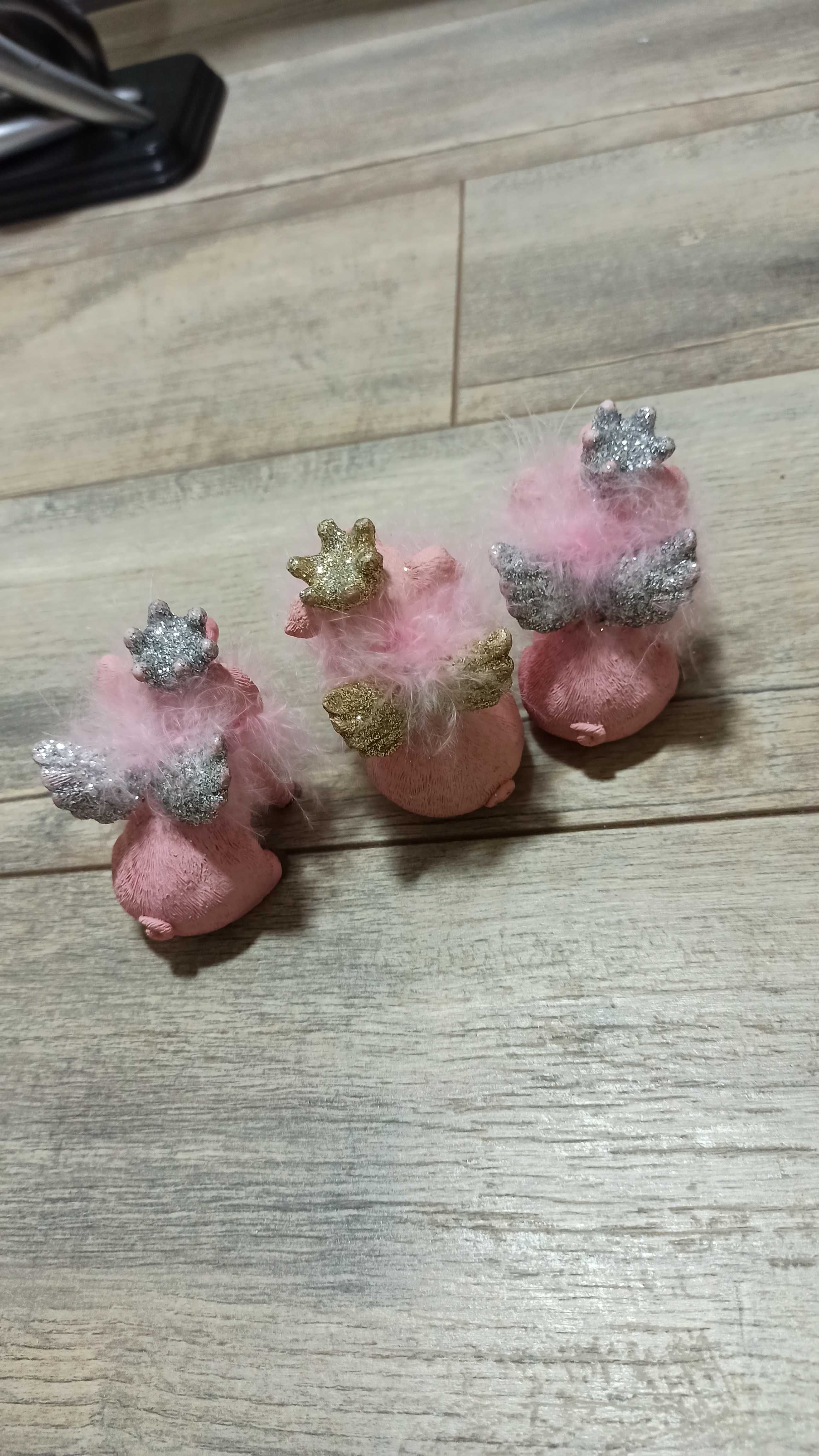 Фигурки "Три поросенка", коллекция розовых свинок.