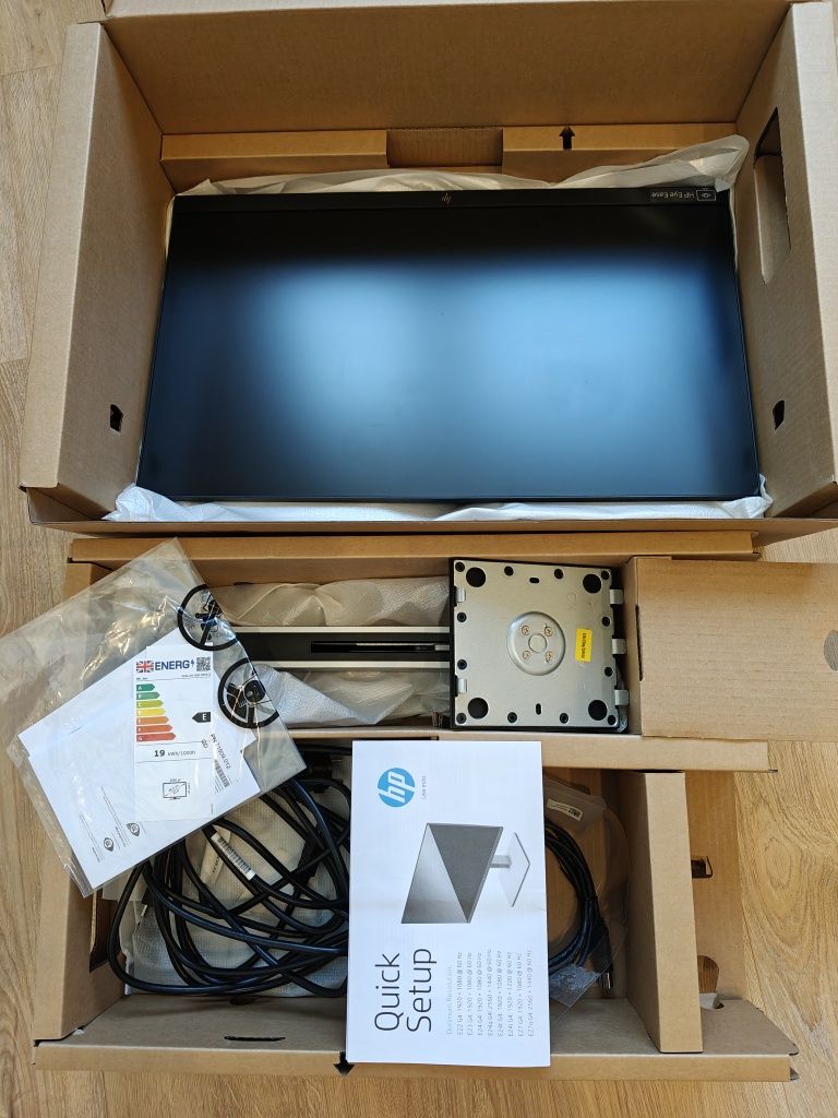 Професійний монітор HP E24 G4