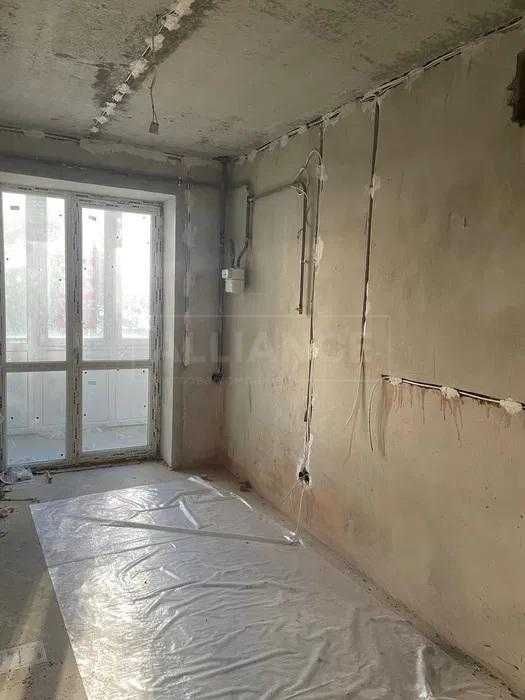 Центр. 740дол м2 за ГОТОВУ 3к квартиру в новобудові вул. Незалежності