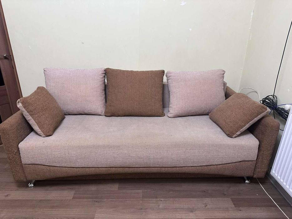 Продам двохспальний диван