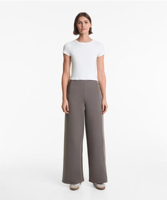 Оригінальні жіночі широкі штани з ефектом неопоену фірми ОУSHO