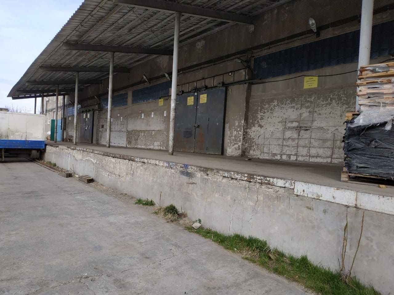 Продається склад із рампою, Столичне шосе — 3 100 м² | Без%