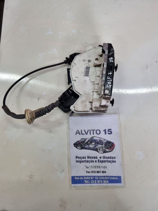 Fechadura da porta direira VW Golf Vll 7