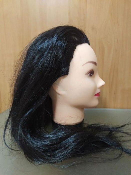 Манекен для зачісок. Учбова голова. Болванка для парихмакерів.