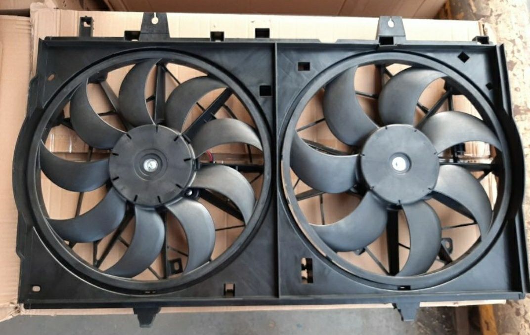 Диффузор радиатора в сборе Nissan Rogue (Ниссан Рог) 214814BA0A