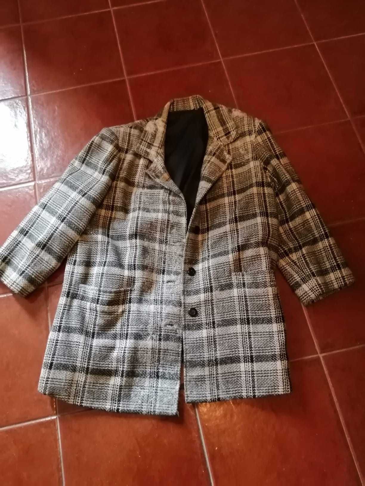 casaco preto e branco tamanho l