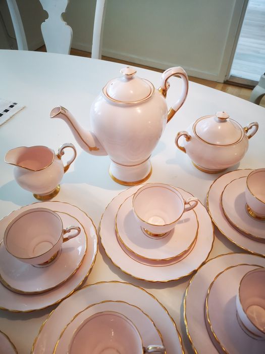 Zestaw 12 osób Royal Tuscan porcelana lata 40