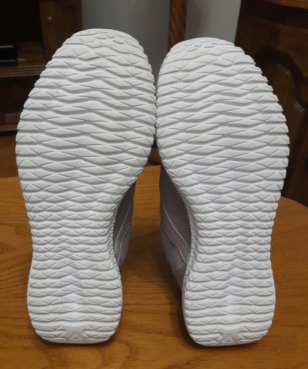 Кросівки Reebok Flexagon (розмір 37/23.5см) в ідеальному стані
