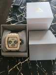 Zegarek  Guess.  .