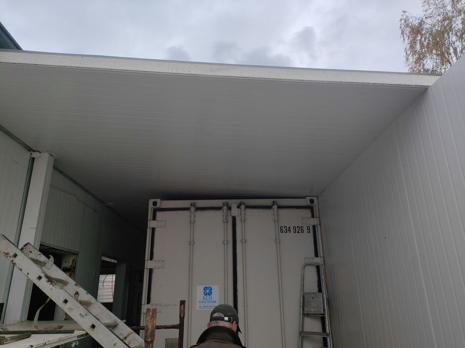 Płyty warstwowe Dach 10cm. 40m2