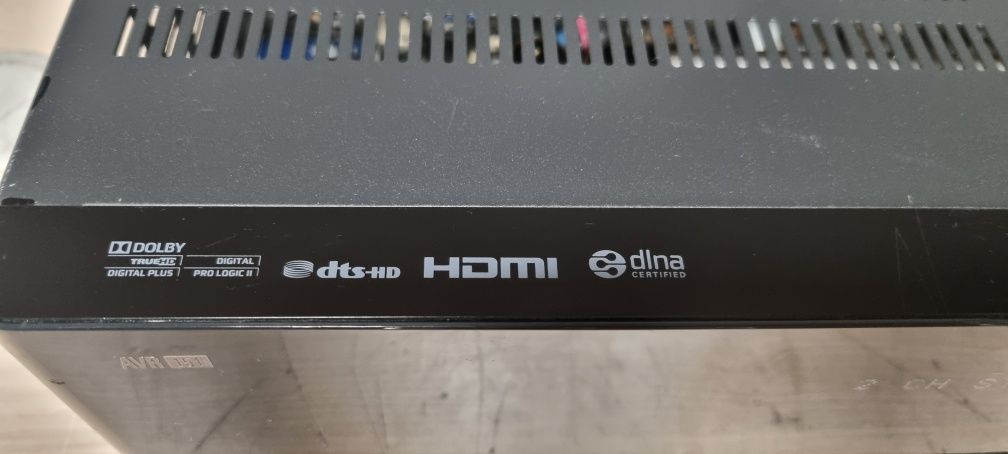 Amplituner HARMAN/KARDON AVR 151. Internet  HDMI