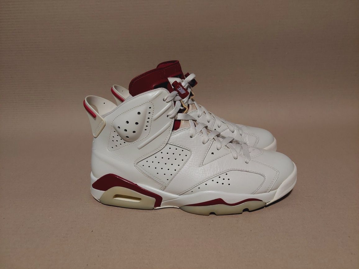 Air Jordan 6 Maroon