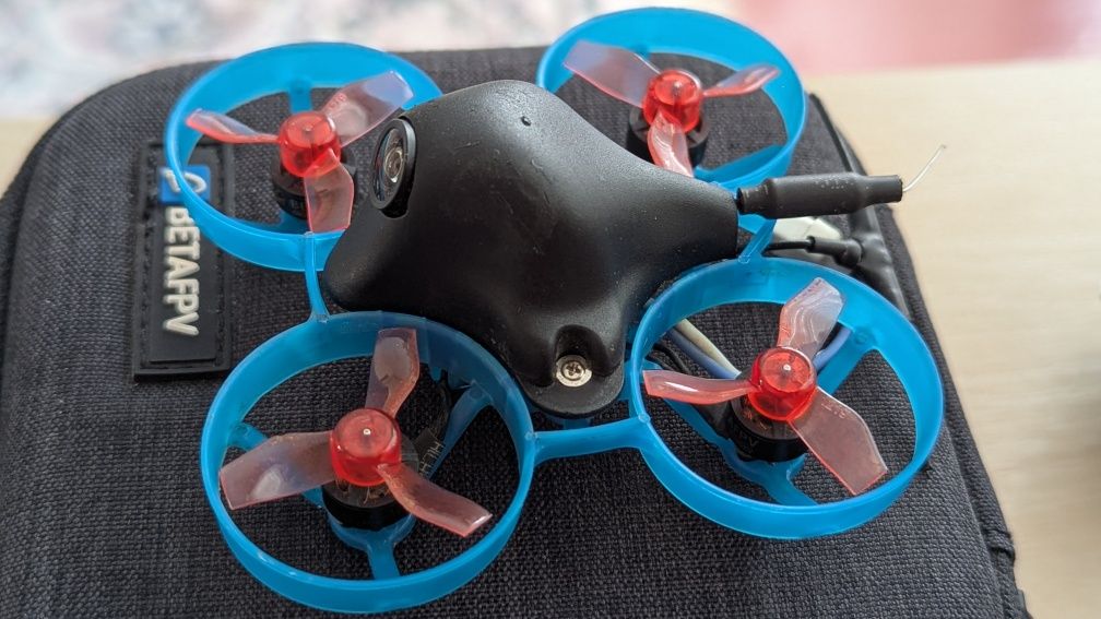 Дрон betafpv meteor 65 TBS Crossfire + окуляри betafpv vr02 + аксесуа
