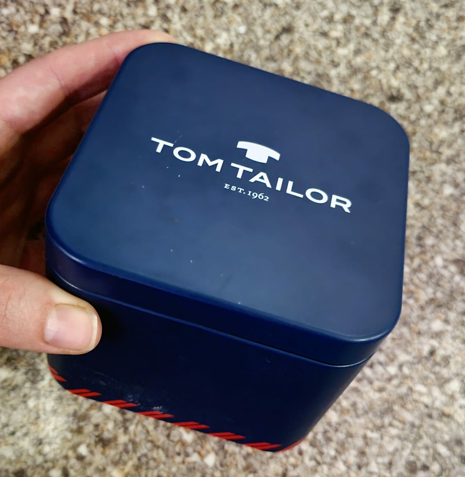 Женские часы Tom Tailor