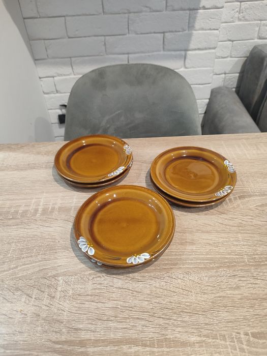 6 szt talerzyków deserowych ceramicznych.