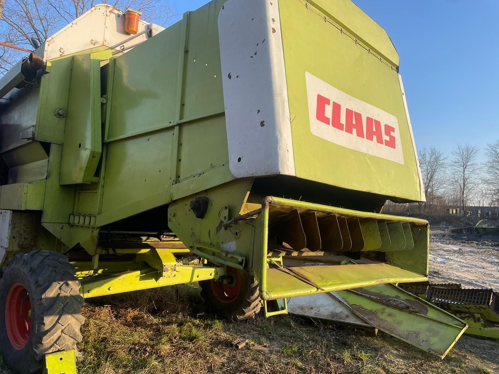 Claas LEXION 48/450. Dominator 106, 108 Mega 204 części nowe i używane