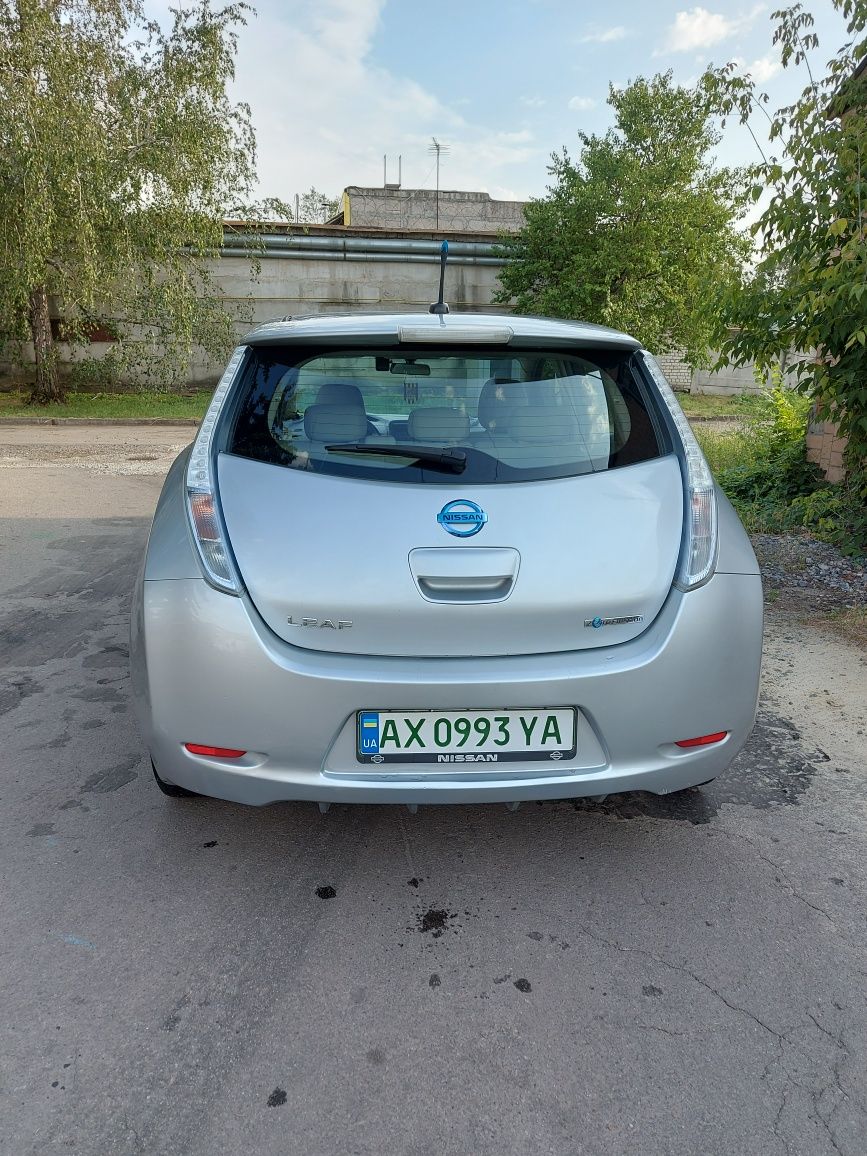 Продам нисан лиф