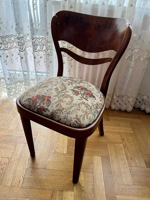Sprzedam zabytkowe krzesła Thonet Art Deco 6szt